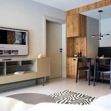 Chalina By Peak Aparthotel