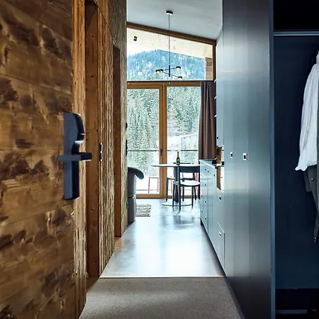 Chalina By Peak Apart Otel